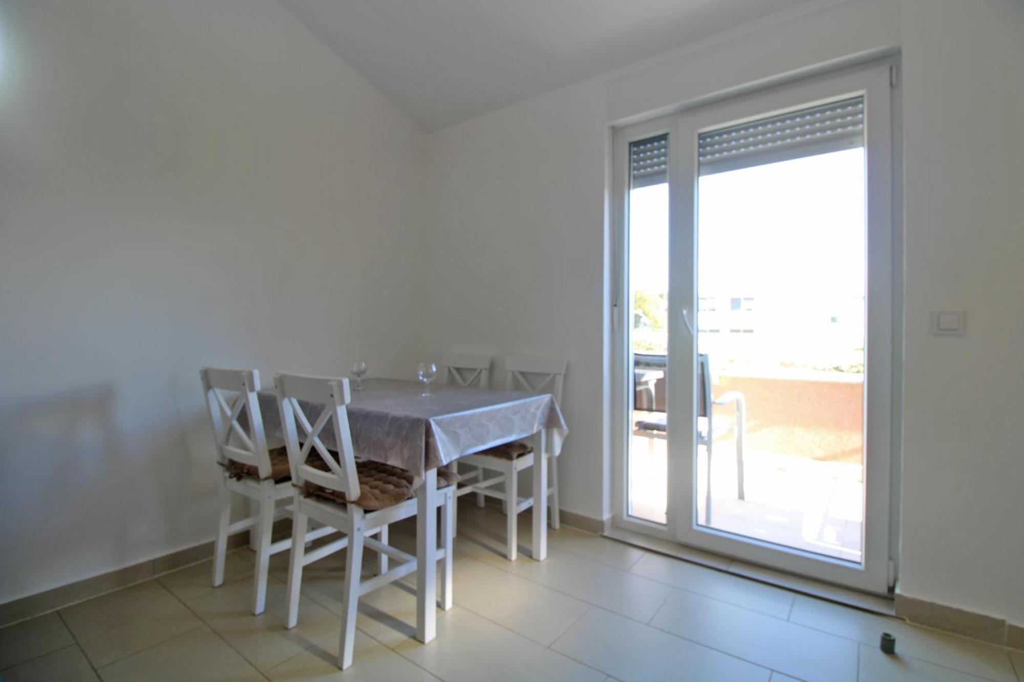 Milovan 1774 Apartment *