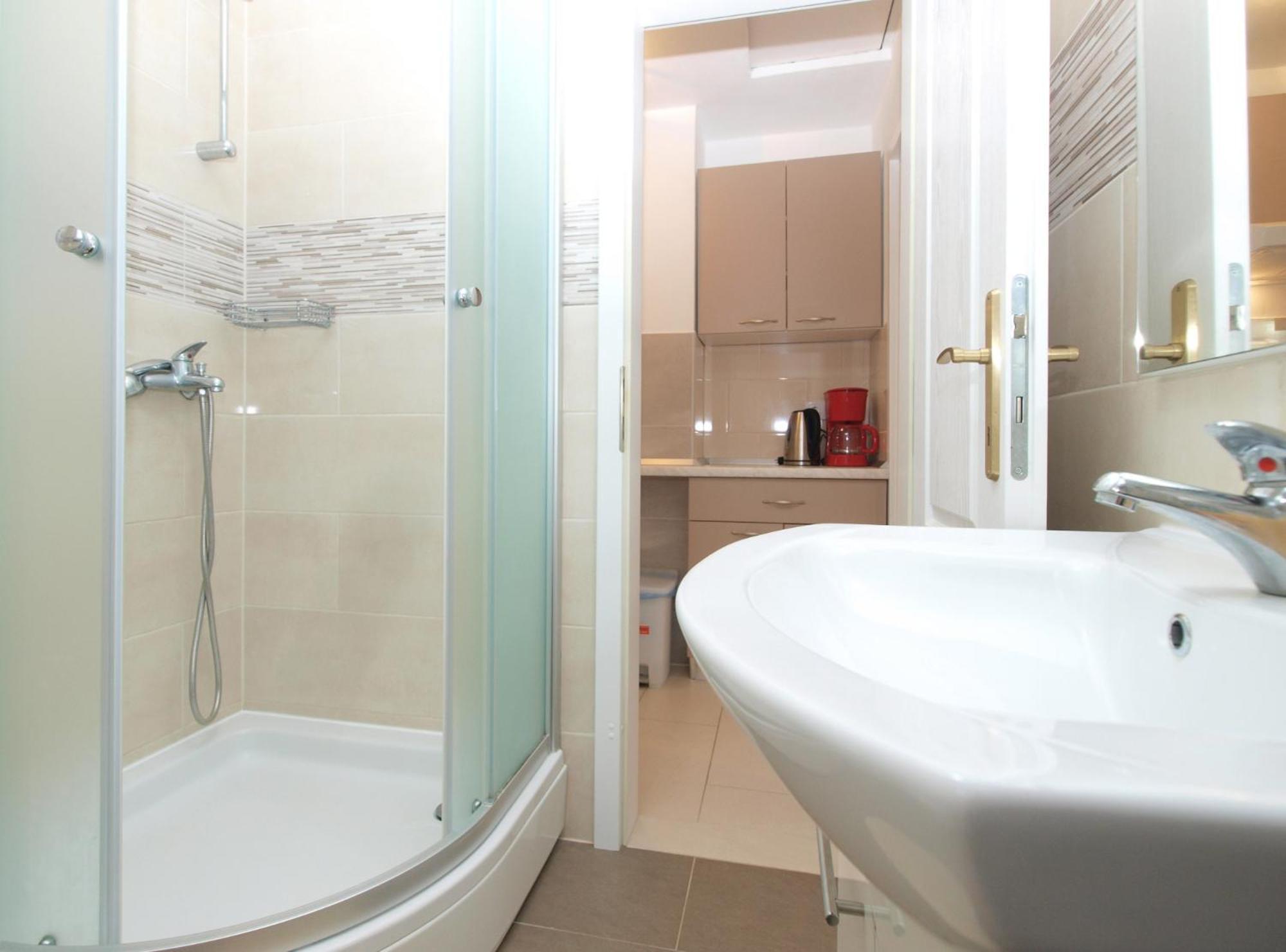 Milovan 1774 Apartment *