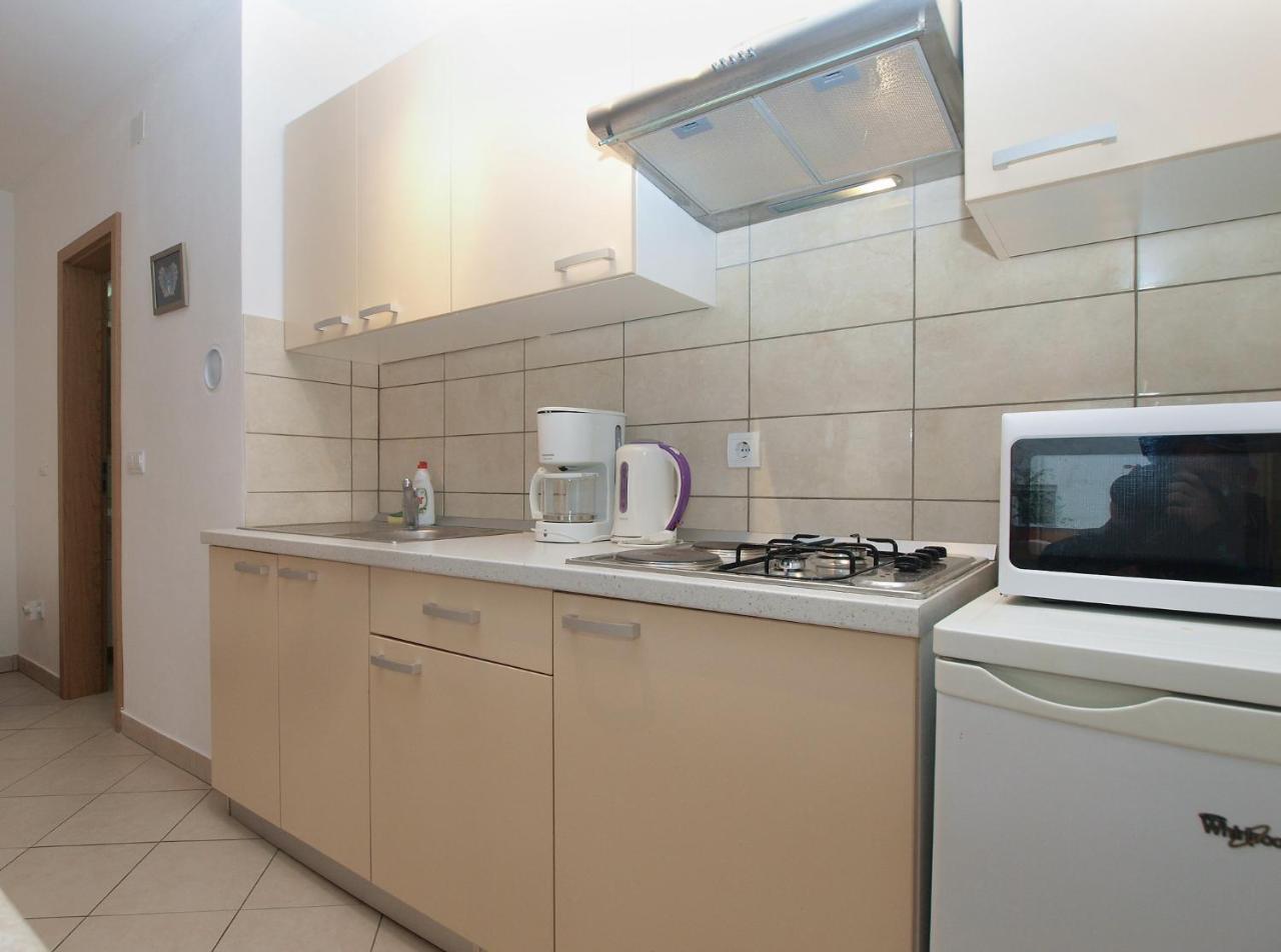 Milovan 1774 Apartment Liznjan